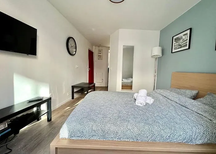 Studio Wifi Metro Paris Appartement